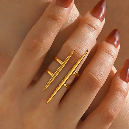 Lizzie Ring