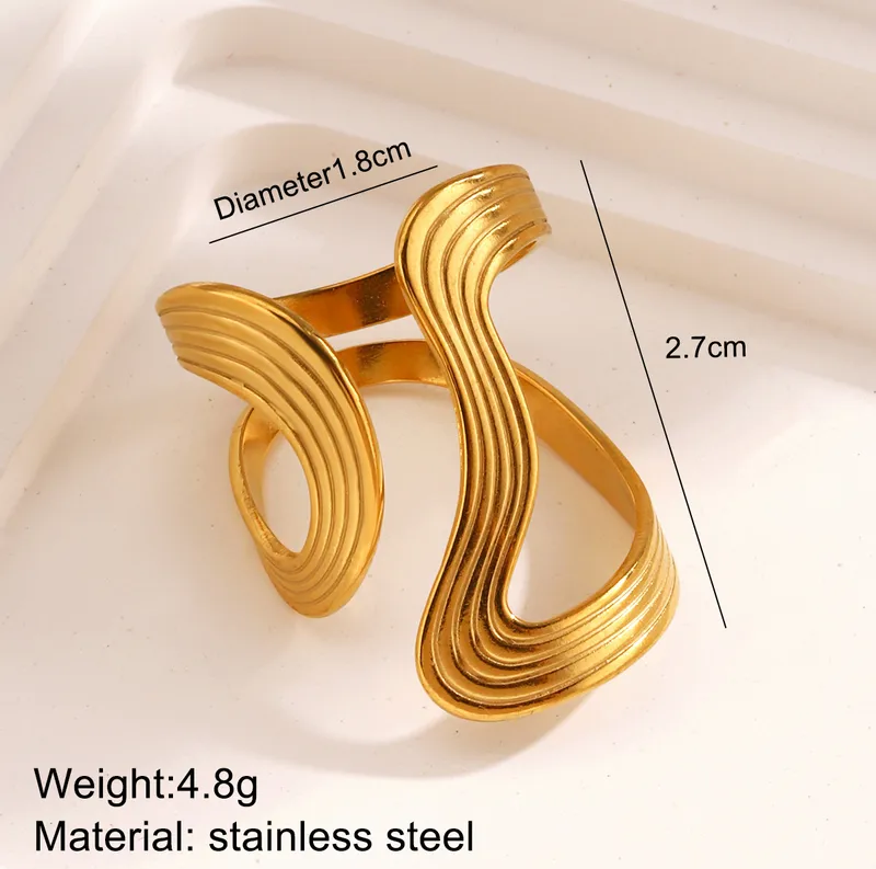 Tilted Ring