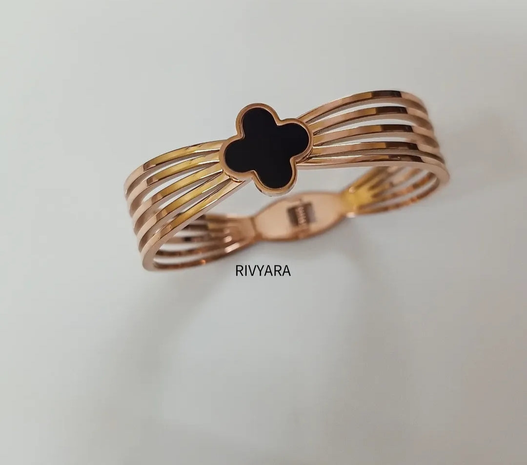 Clover Bracelet