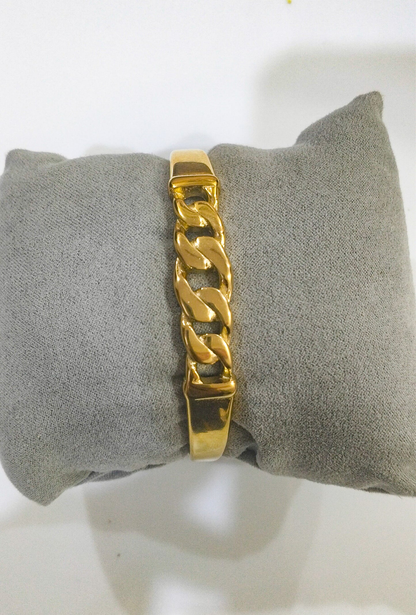 Knot Bracelet