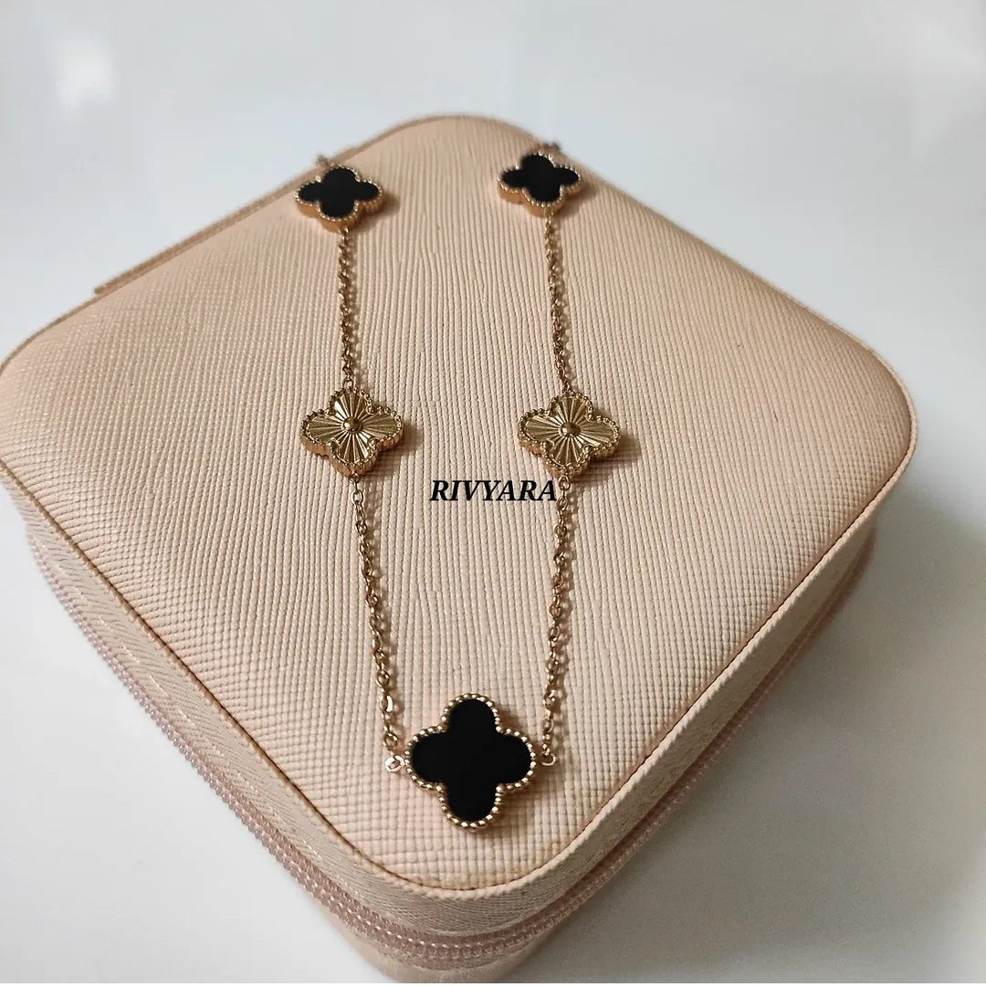 Clover Necklace