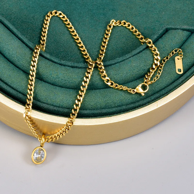 Scarlett Necklace
