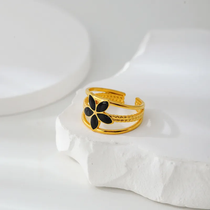 Pankhuri Ring