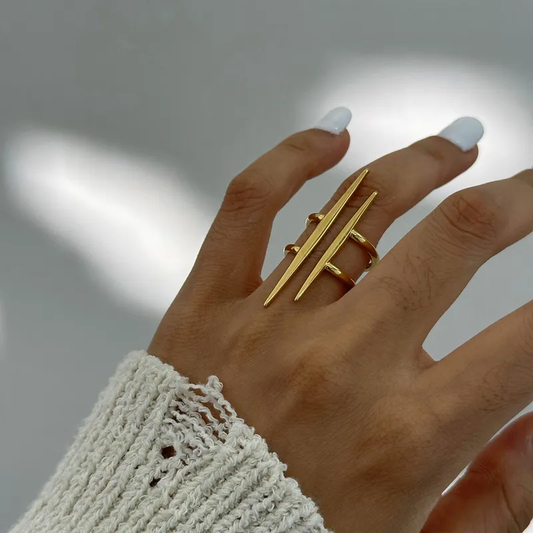 Lizzie Ring