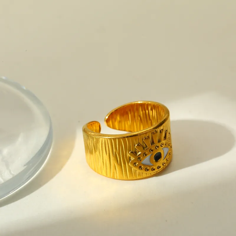 Sweet Dreams Ring
