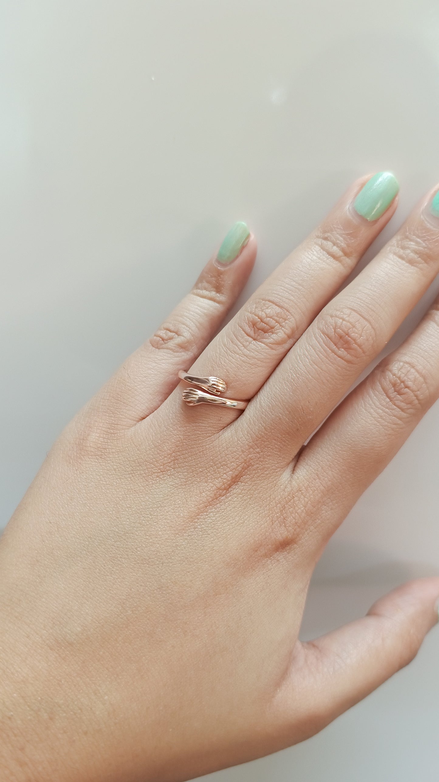 Hug Ring