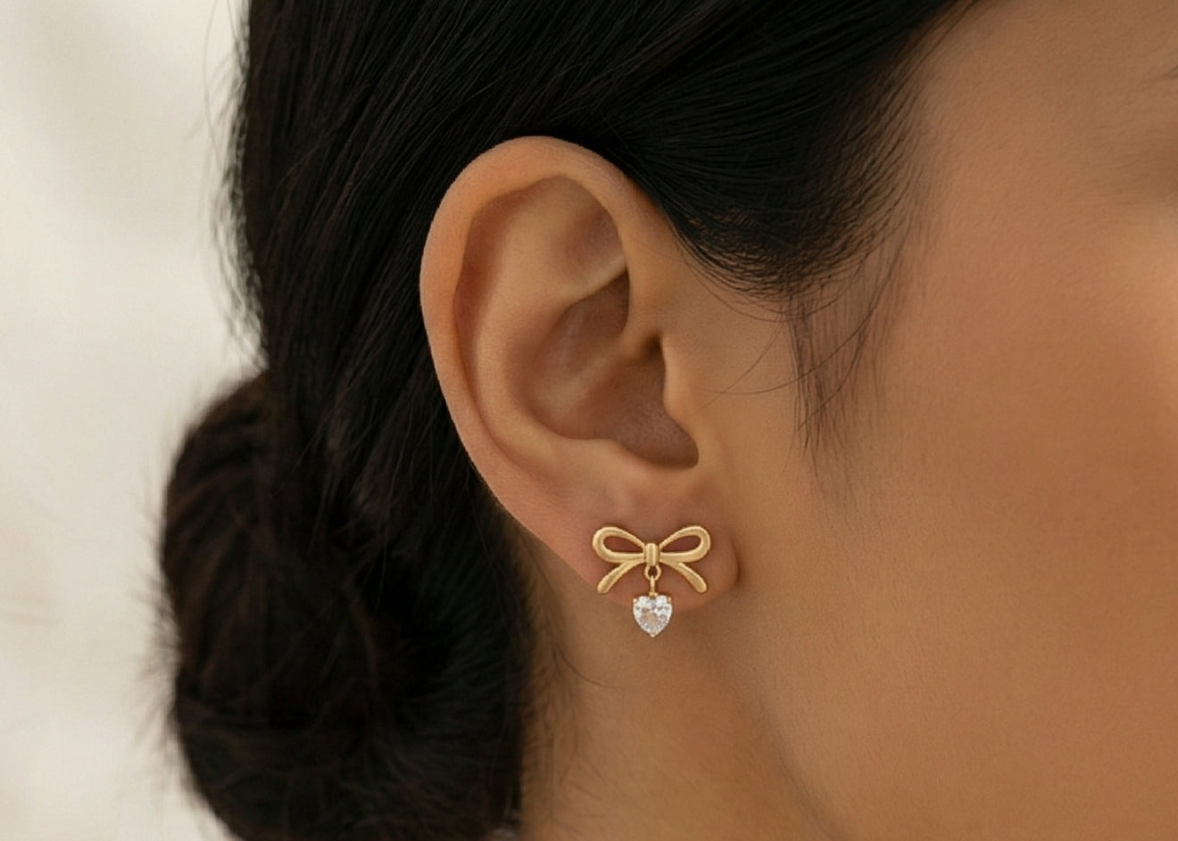 Bow & Shine Earrings