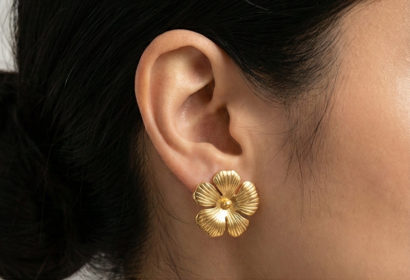 Daisy Flower Earrings