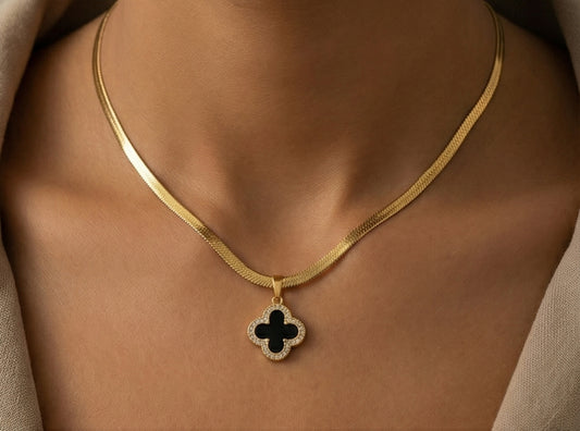 Reversible Clover Pendent