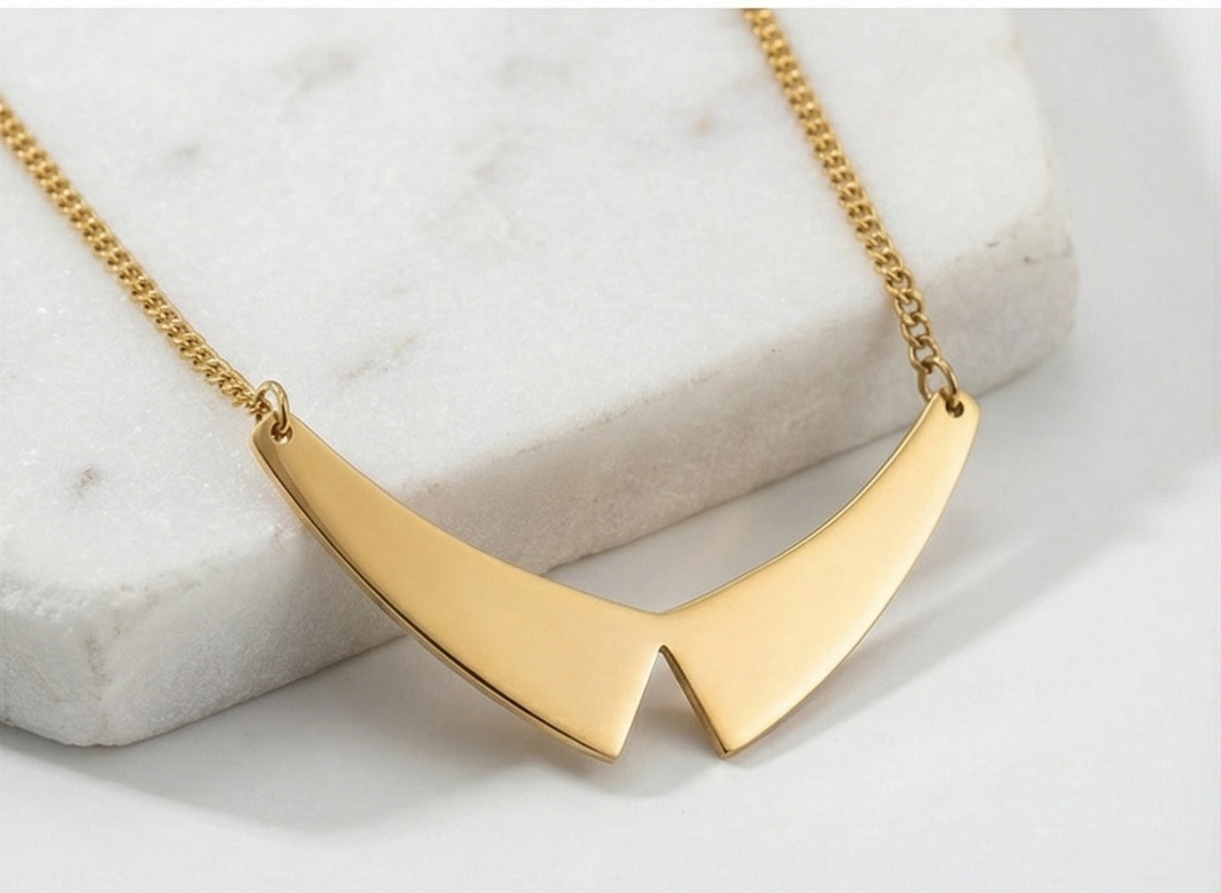 Figaro Necklace