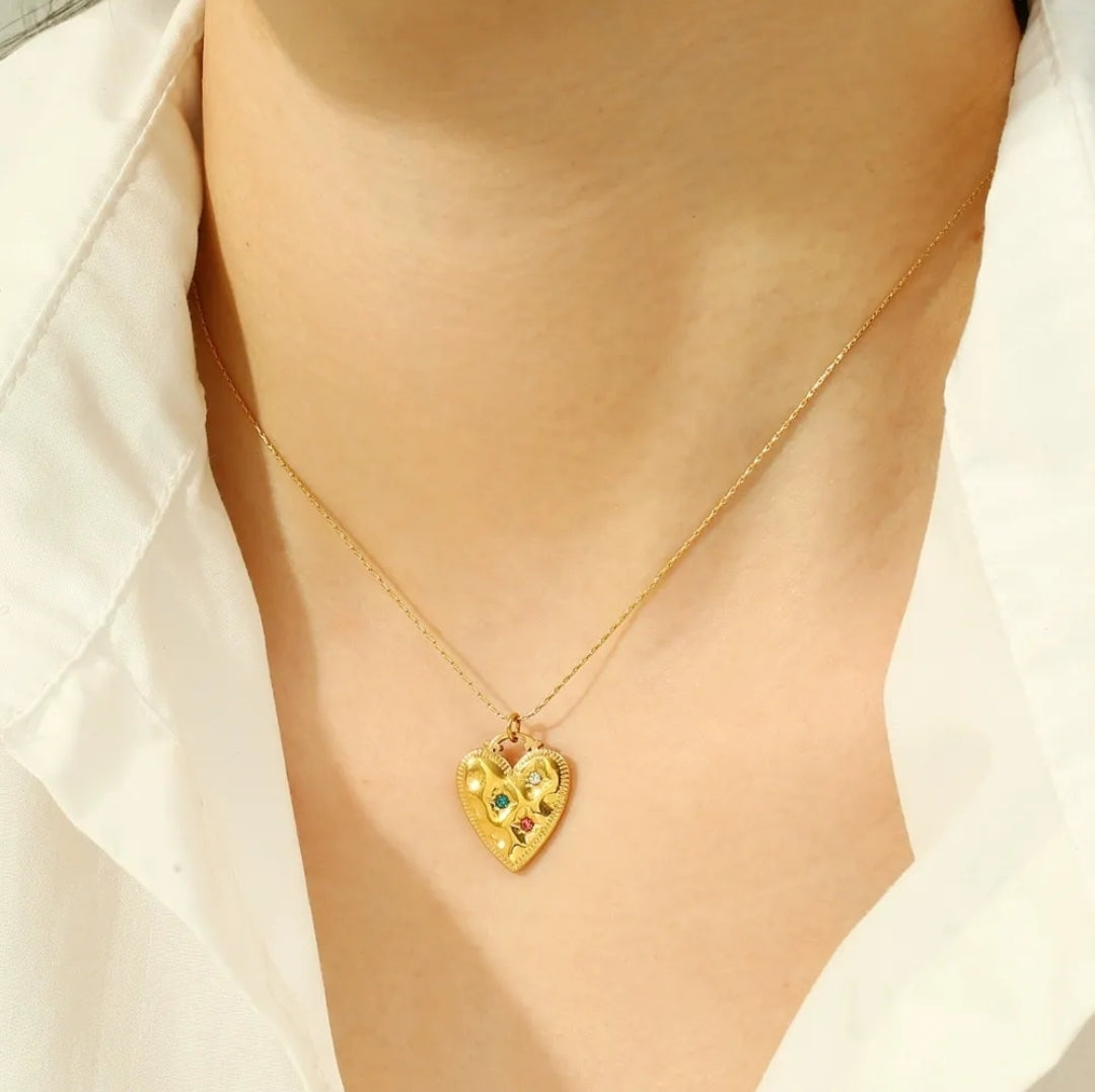 Love yourself Pendent