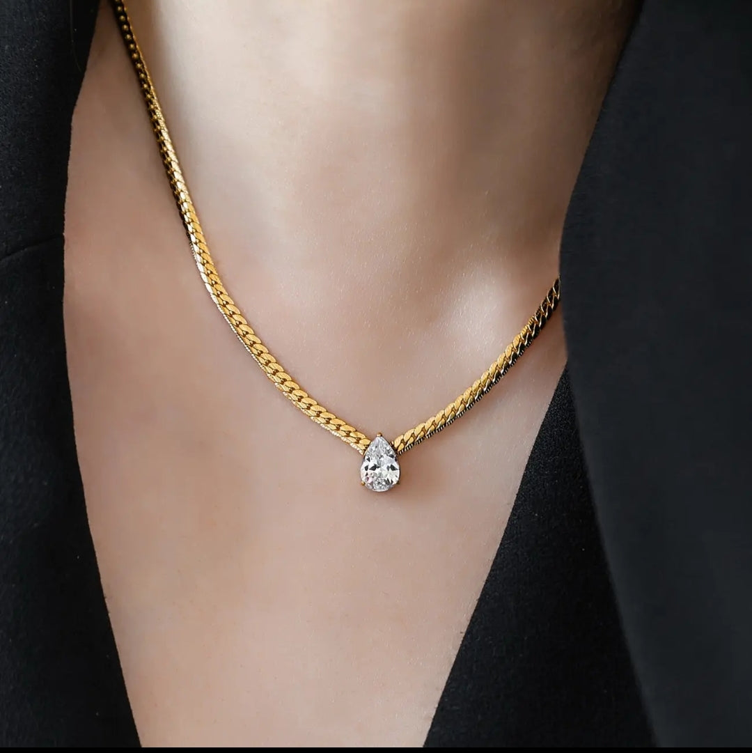 Elegance Necklace