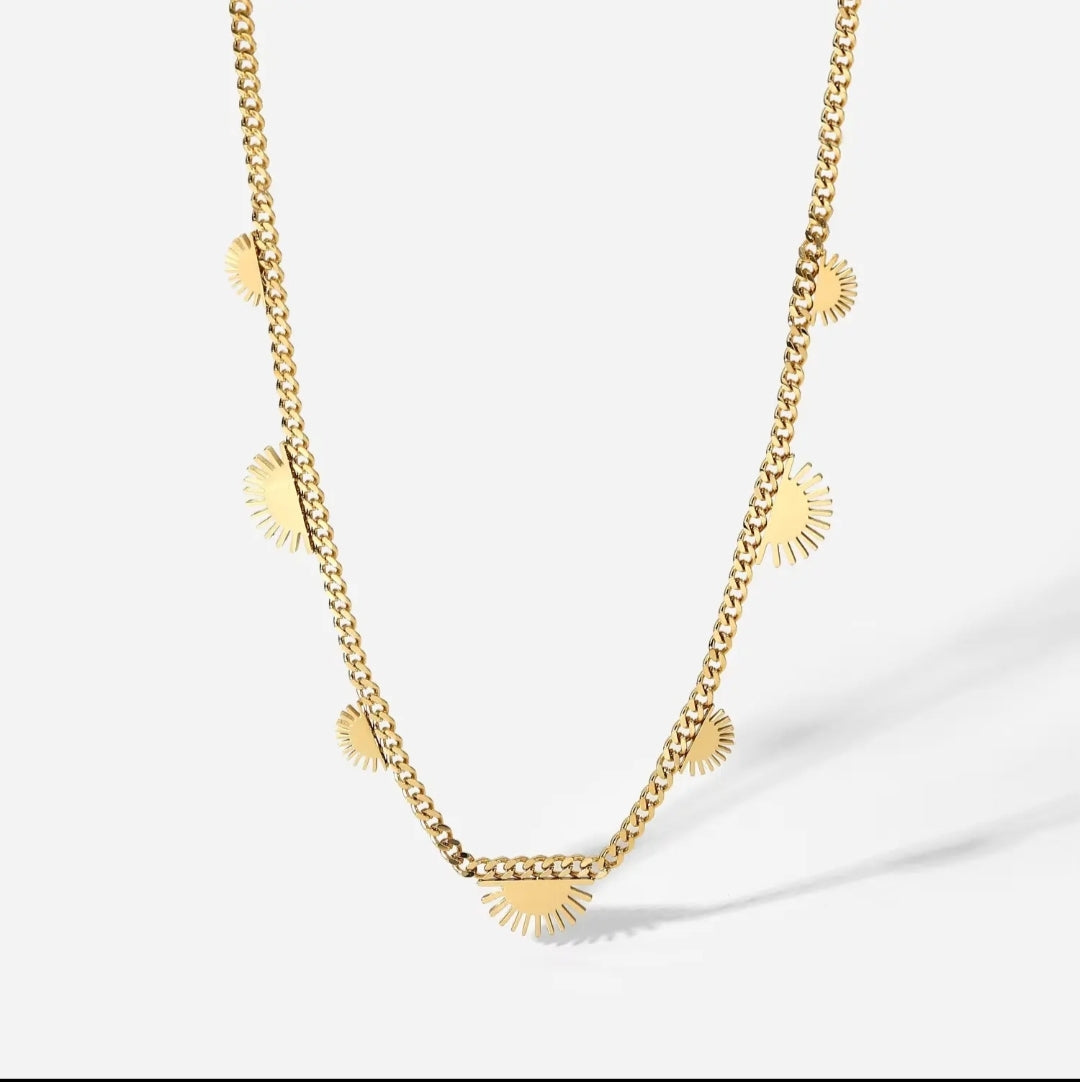 Lola Necklace