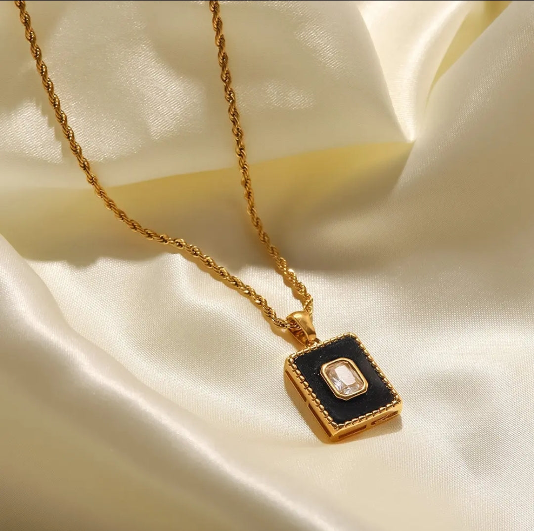 Paradise Necklace