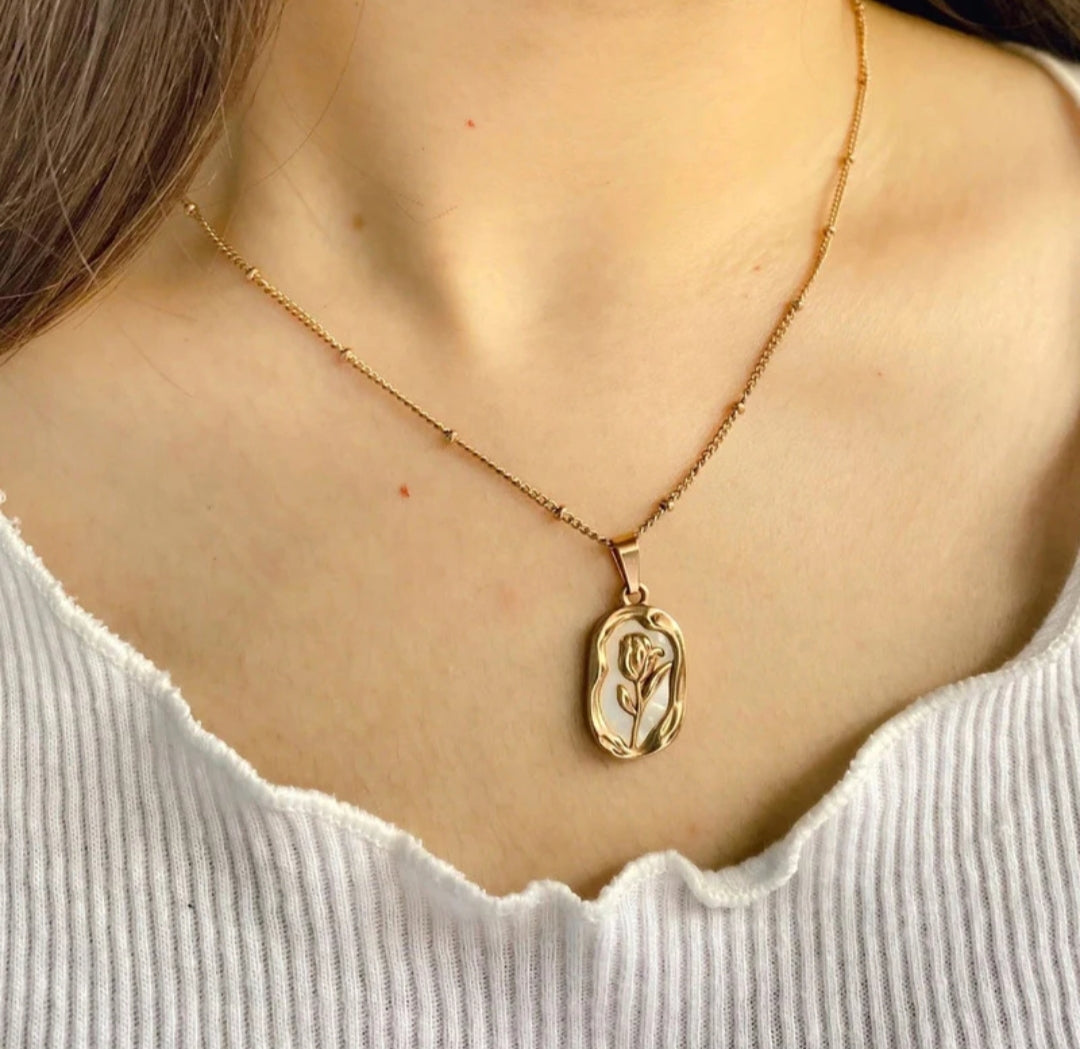 Rosie Pendent