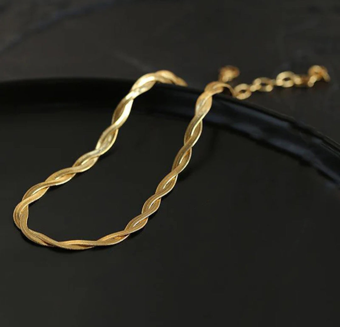 Monara Necklace