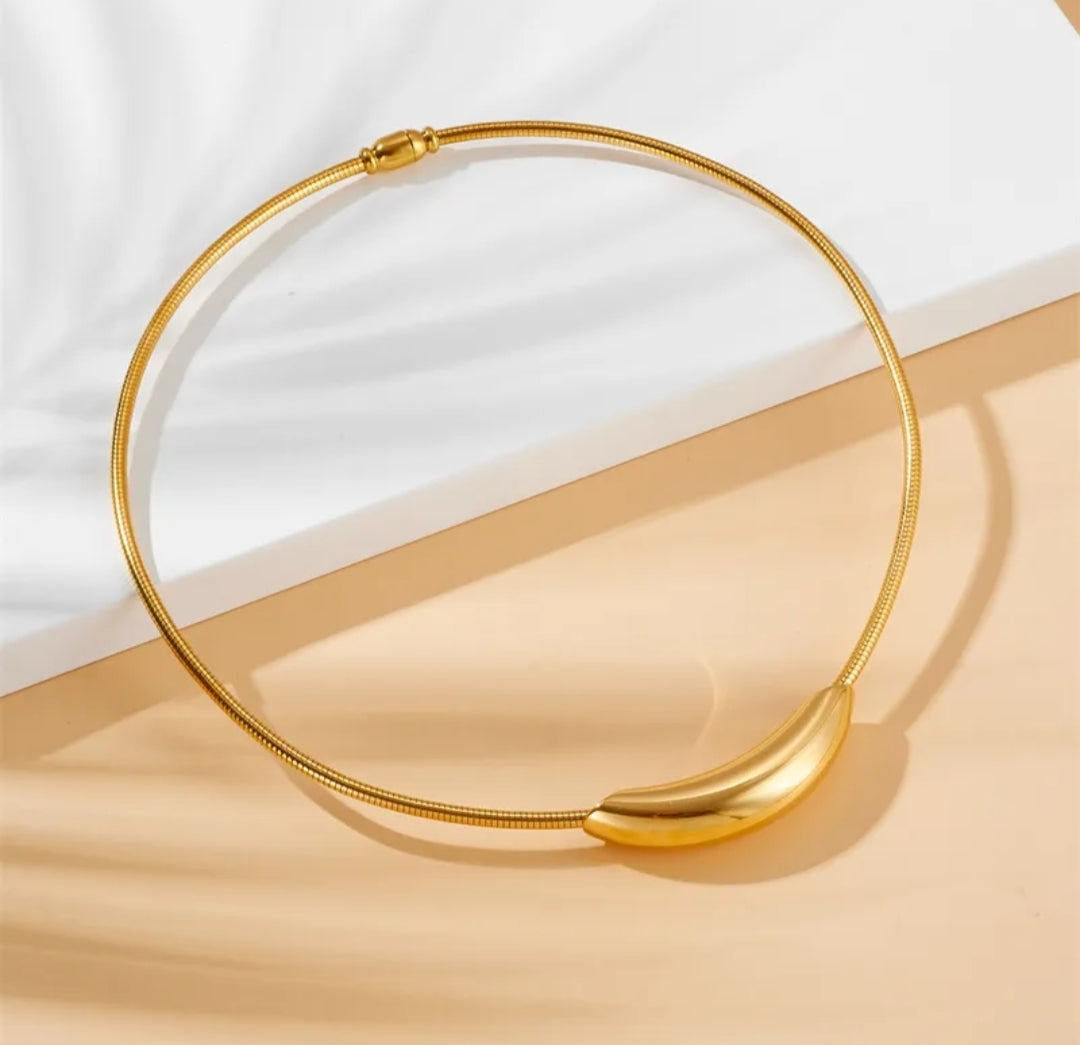 Elara Choker