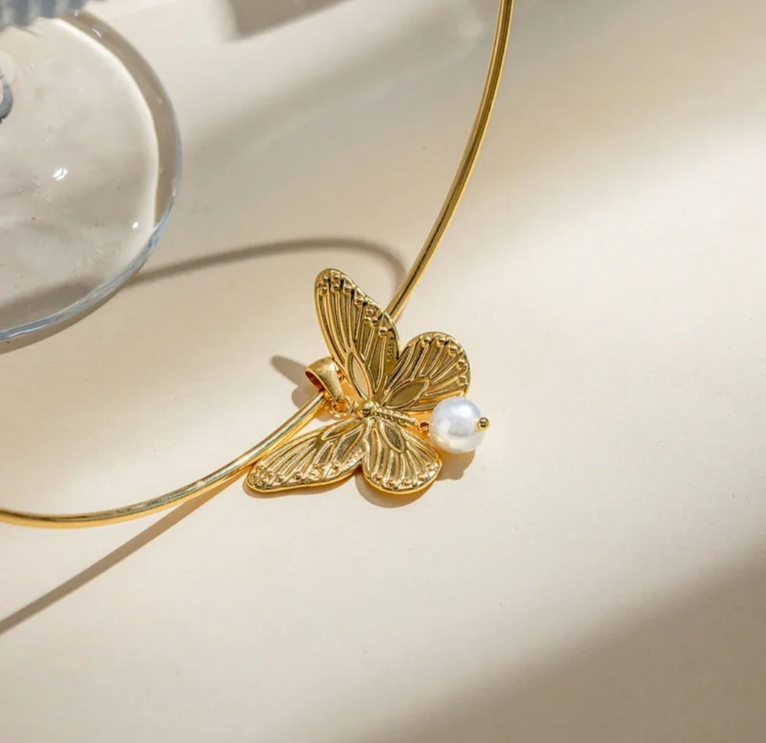 Butterfly Choker