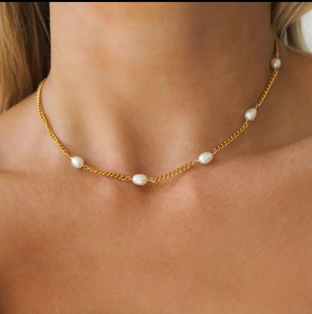 Cloud Nine Necklace