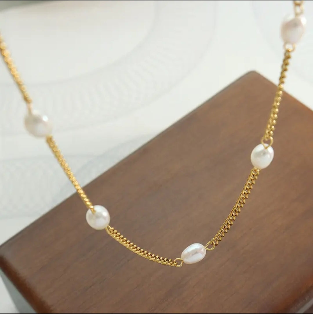 Cloud Nine Necklace