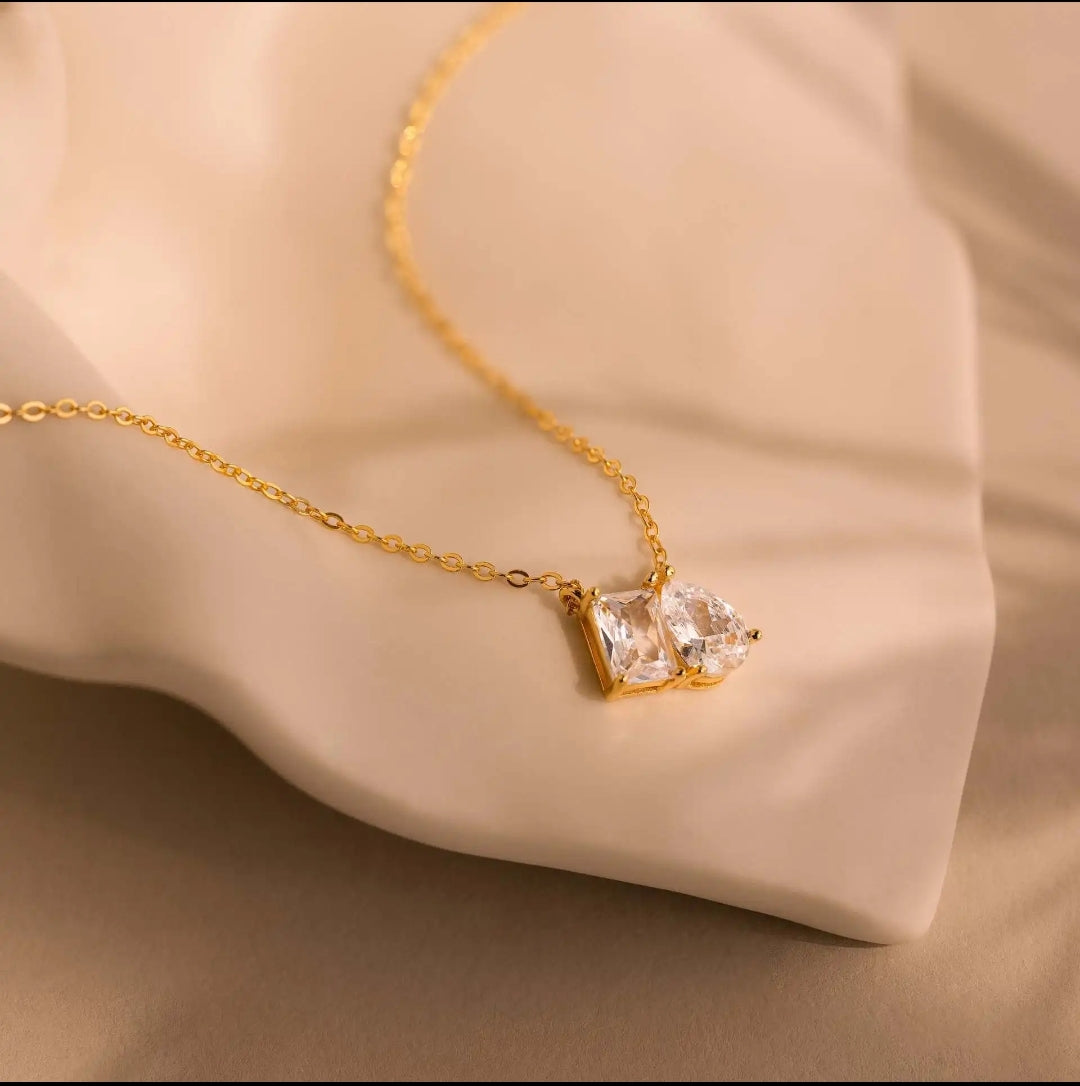 Nysa Necklace