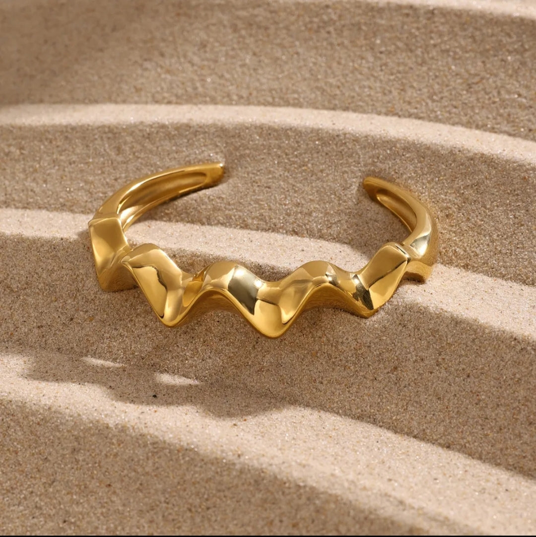 Wave Bracelet