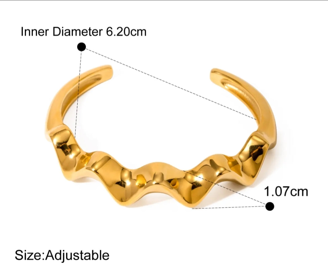 Wave Bracelet