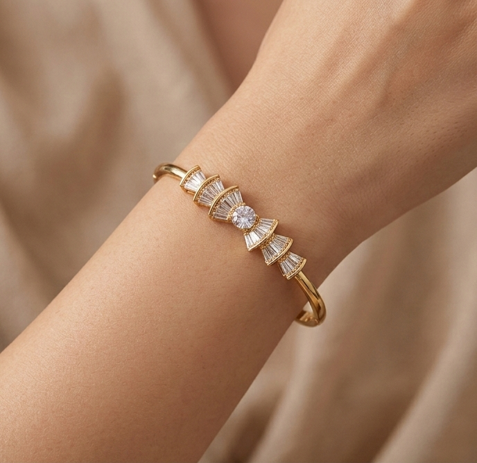 Bow Studed Bracelet