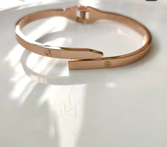 Arrow Bracelet