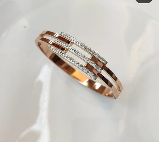 Eternal Bracelet