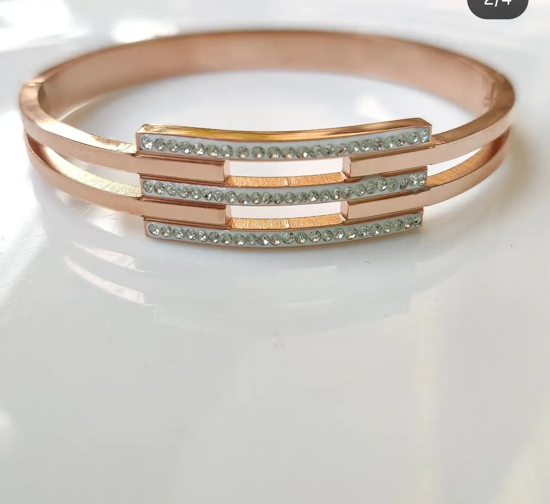 Eternal Bracelet