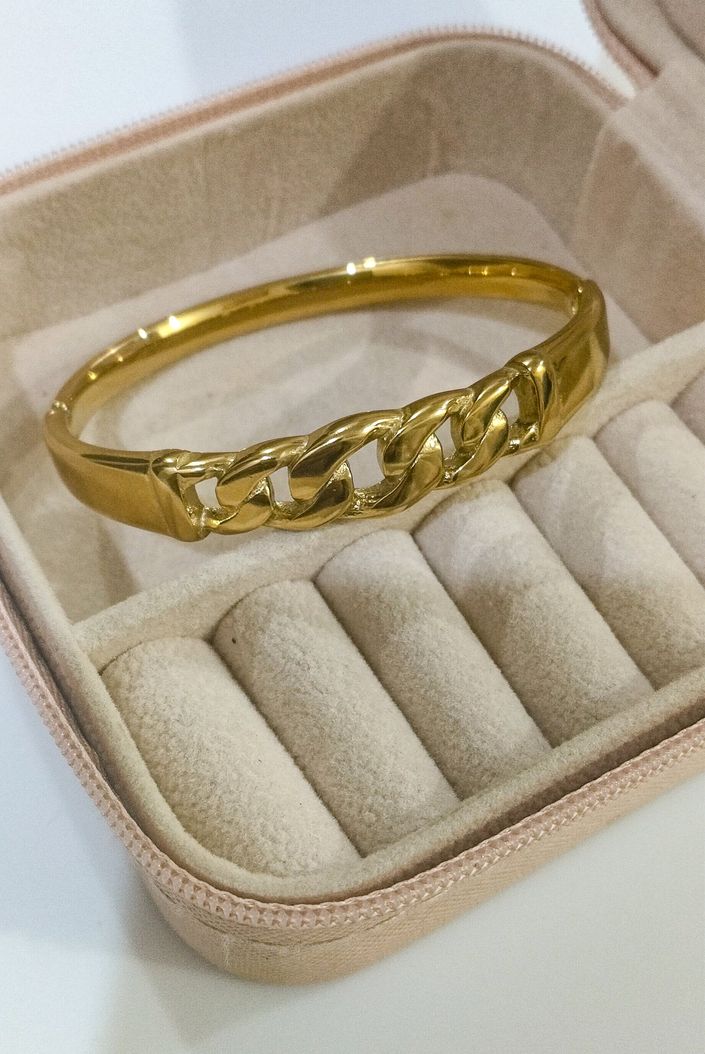 Knot Bracelet