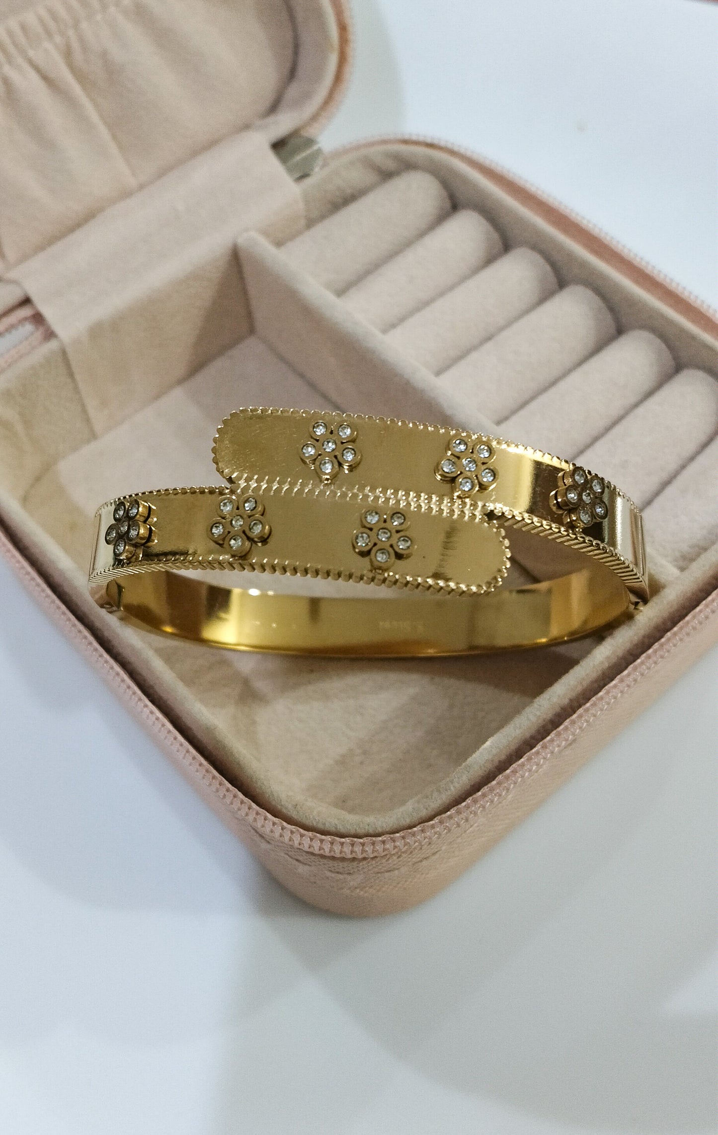Peaches Bracelet