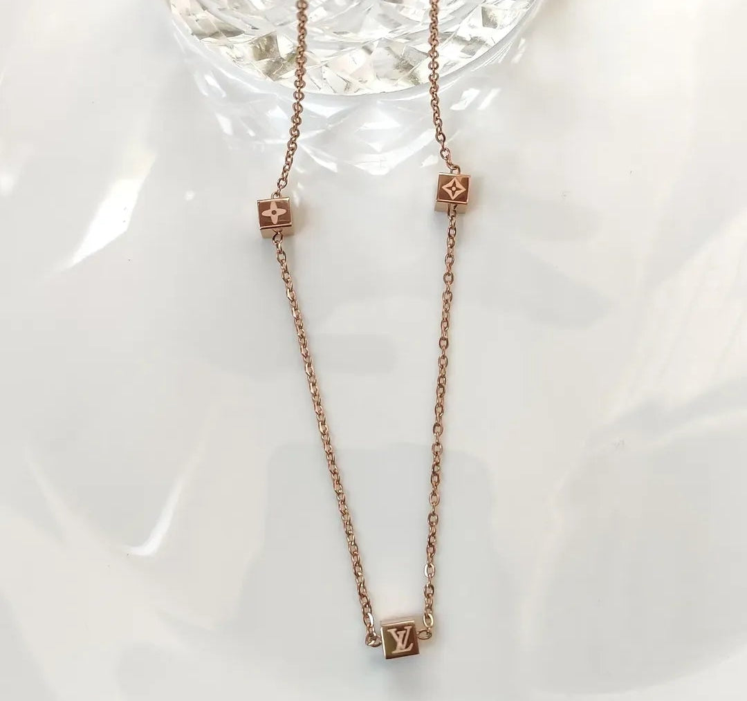 Muse Pendent