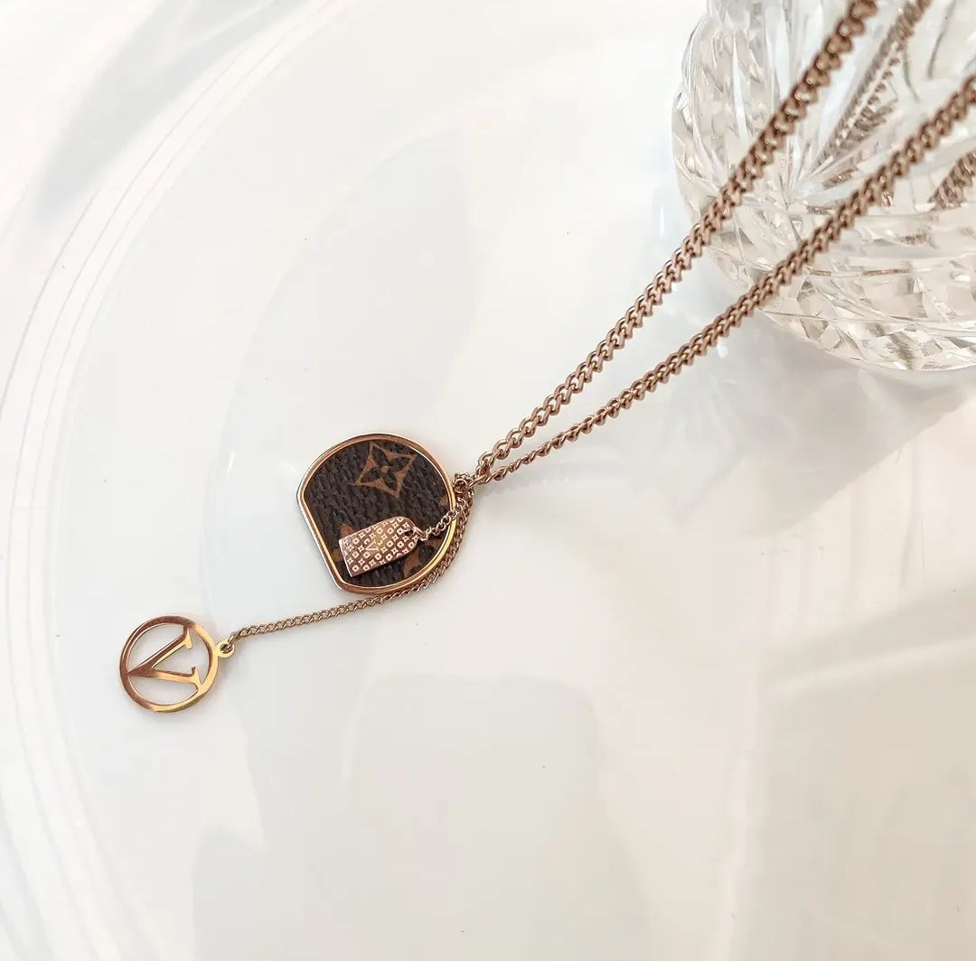 Macy Necklace