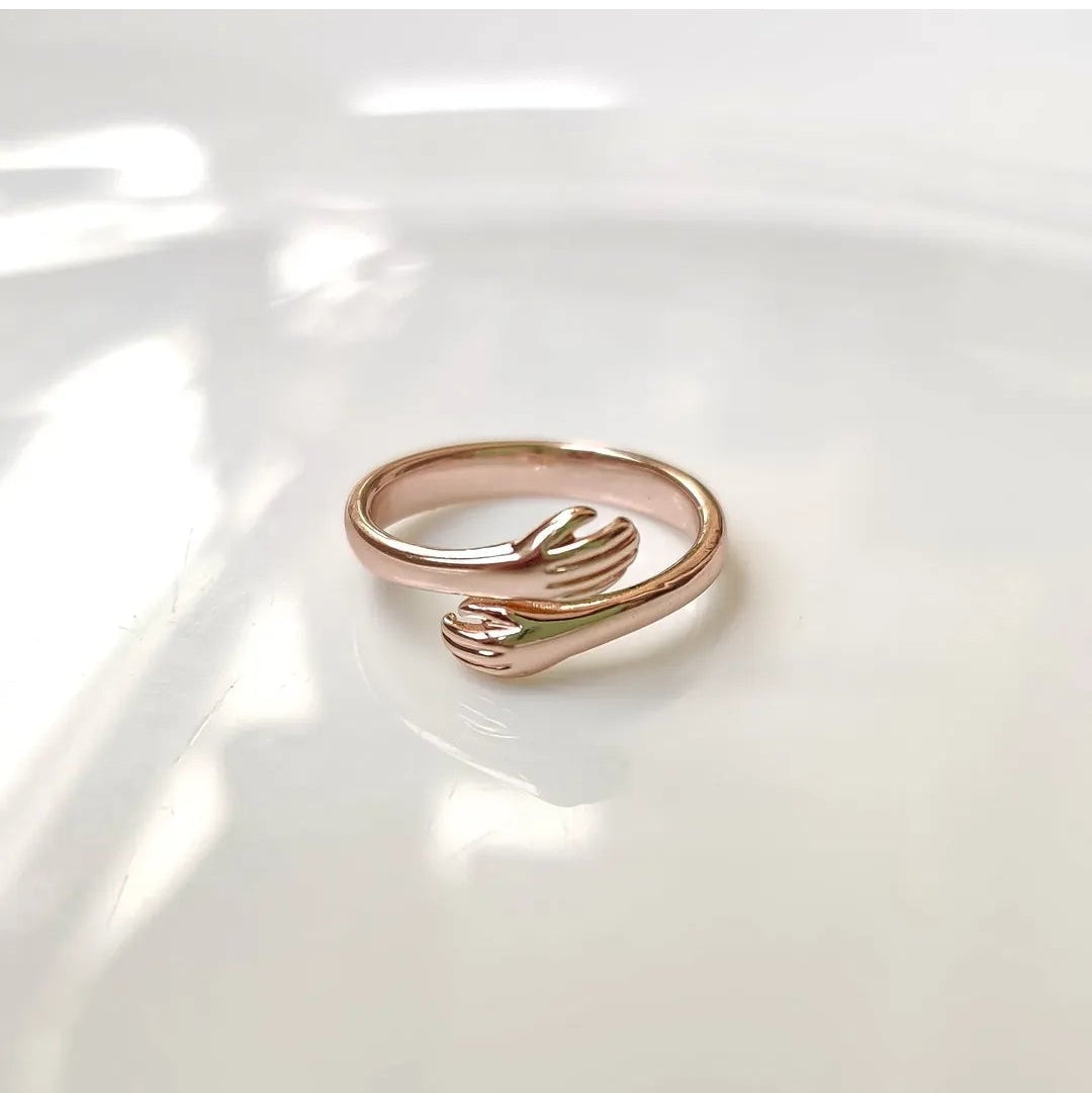 Hug Ring